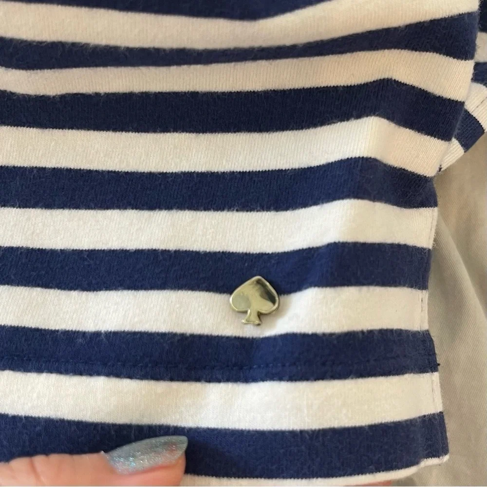 Kate Spade Wheaton Top of Mandy Bax­ter (Mol­ly Ephraim) in Last Man Stand­ing